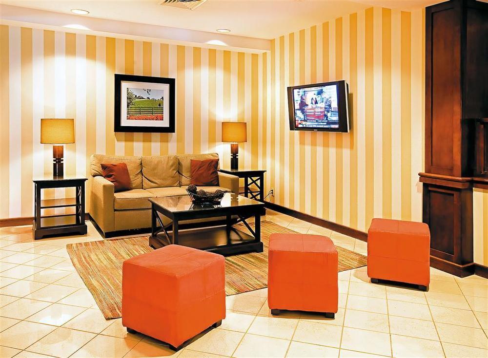 Quality Inn Lexington -Horse Park Interior photo
